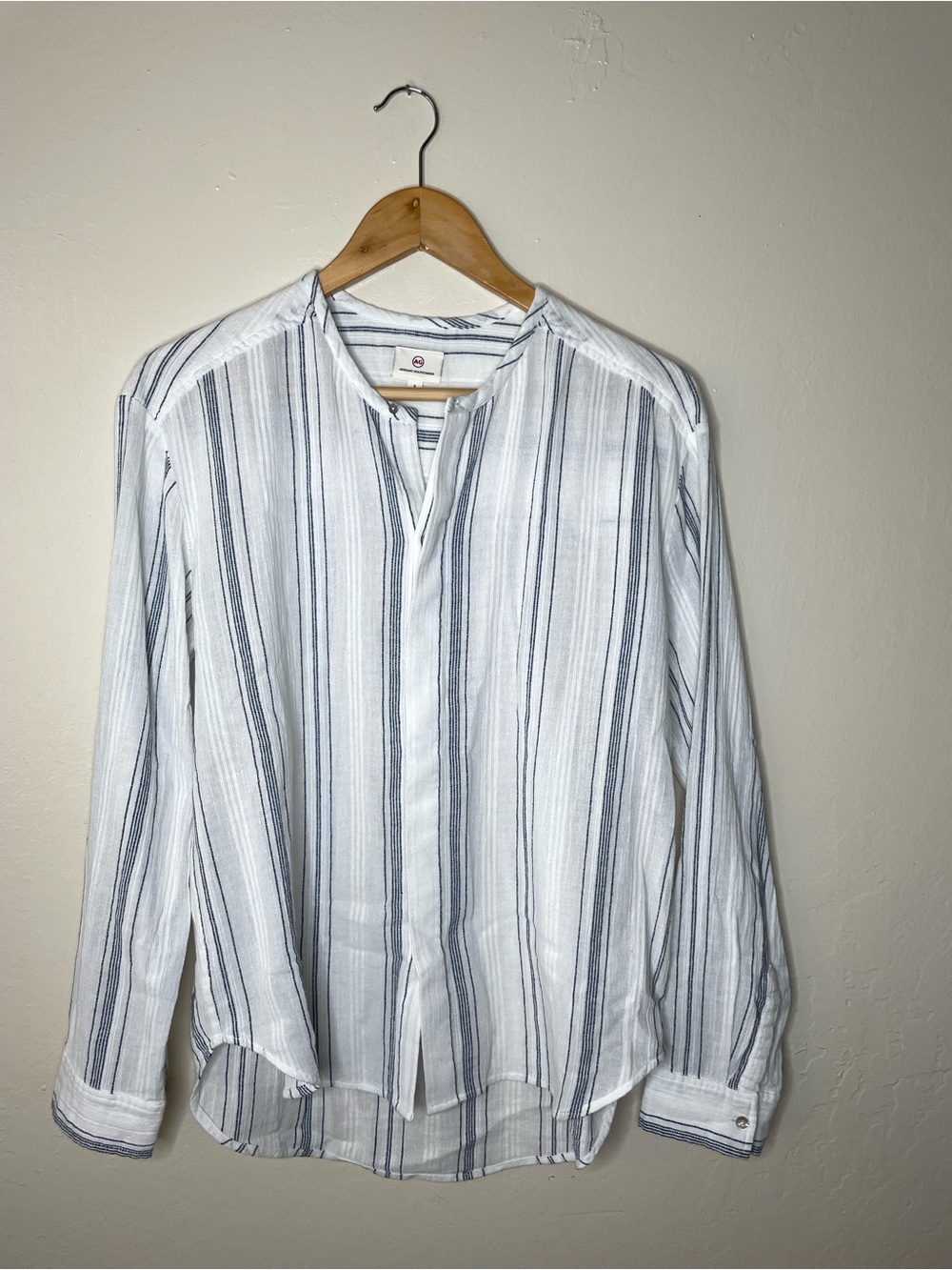 Ag Adriano Goldschmied White and Navy Vertical Stripe Band-Collar Shirt